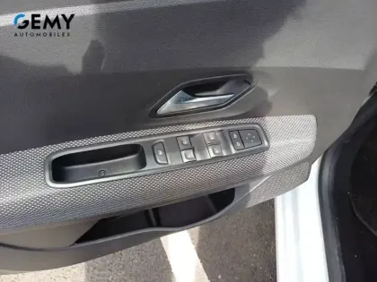 Photo 13 Dacia Sandero  ECO-G 100 - 22