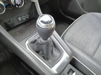 Photo 16 Renault Captur  TCe 100 GPL - 21