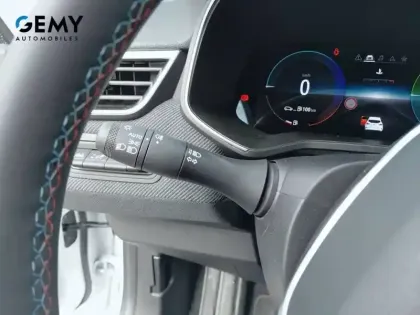 Photo 24 Renault Clio  E-Tech full hybrid 145