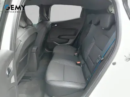 Photo 9 Renault Clio  E-Tech full hybrid 145