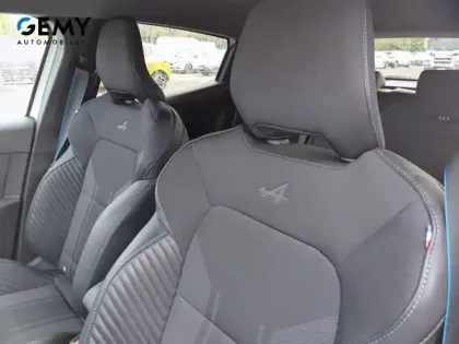 Photo 19 Renault Clio  E-Tech full hybrid 145