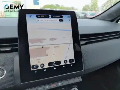 Photo 27 Renault Clio  E-Tech full hybrid 145