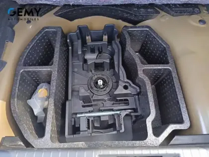 Photo 11 Peugeot 208  PureTech 75 S&S BVM5