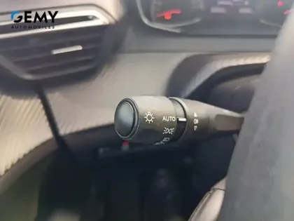 Photo 18 Peugeot 208  PureTech 75 S&S BVM5