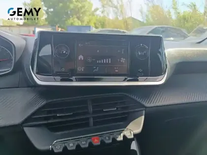 Photo 14 Peugeot 208  PureTech 75 S&S BVM5