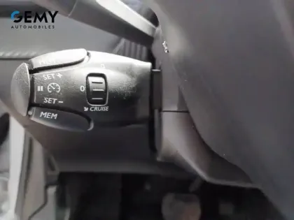 Photo 37 Peugeot 208  Hybrid 110 ch e-DCS6