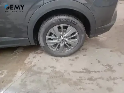 Photo 10 Peugeot 5008  Hybrid 145 ch e-DCS6