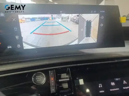 Photo 13 Peugeot 5008  Hybrid 145 ch e-DCS6