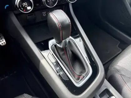 Photo 22 Renault Arkana  TCe 140 EDC FAP