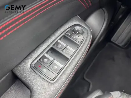 Photo 26 Renault Arkana  TCe 140 EDC FAP