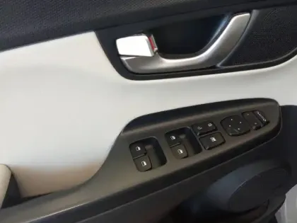 Photo 20 Hyundai Kona  Hybrid 141