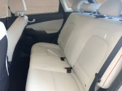 Photo 50 Hyundai Kona  Hybrid 141