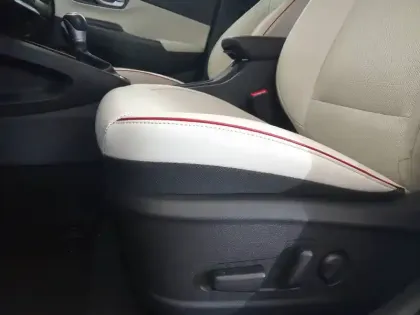 Photo 21 Hyundai Kona  Hybrid 141