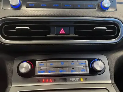 Photo 10 Hyundai Kona  Electrique 64 kWh - 204 ch