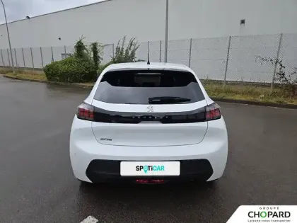 Photo 33 Peugeot 208  PureTech 75 S&S BVM5