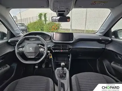 Photo 11 Peugeot 208  PureTech 100 S&S BVM6