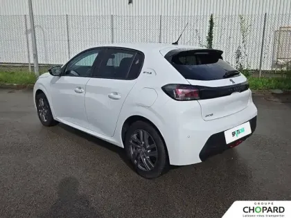 Photo 33 Peugeot 208  PureTech 100 S&S BVM6