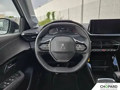 Photo 15 Peugeot 208  PureTech 100 S&S BVM6