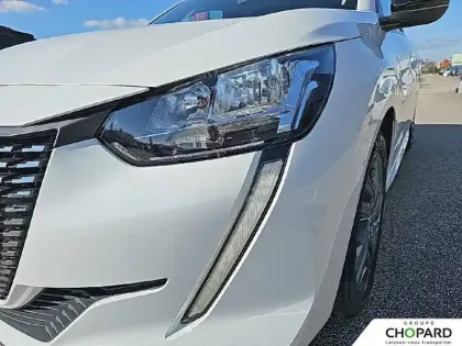 Photo 21 Peugeot 208  PureTech 75 S&S BVM5