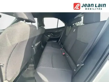 Photo 16 Toyota Yaris  Cross Hybride 130h 2WD