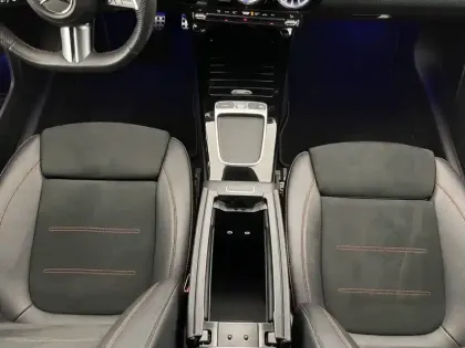 Photo 25 Mercedes Classe A  200 d 8G-DCT