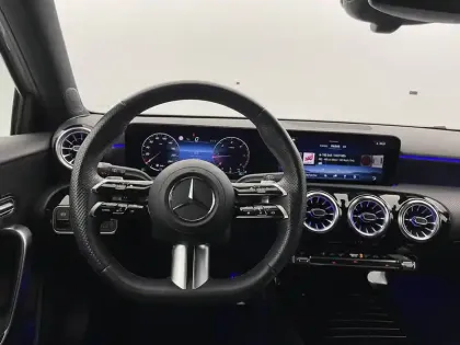 Photo 21 Mercedes Classe A  200 d 8G-DCT