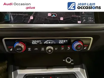 Photo 13 Audi Q3  35 TFSI 150 ch S tronic 7