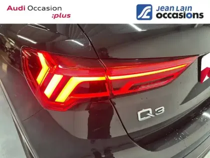 Photo 20 Audi Q3  35 TDI 150 ch S tronic 7