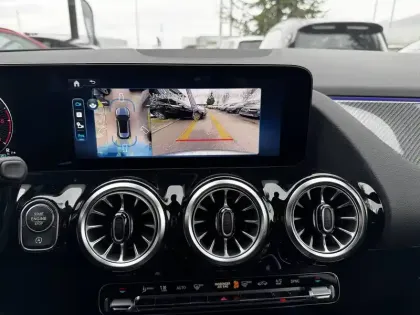 Photo 14 Mercedes GLA  200 d 8G-DCT