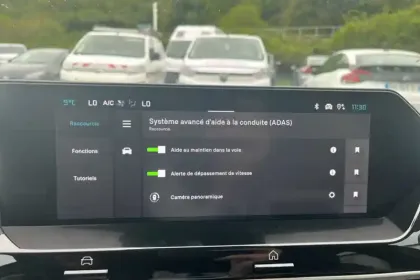 Photo 23 Citroën C4  Hybride 145 e-DCS6