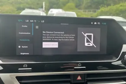 Photo 22 Citroën C4  Hybride 145 e-DCS6