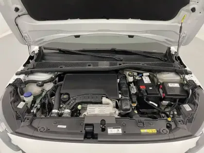 Photo 20 Peugeot 208  PureTech 100 S&S BVM6