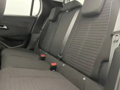 Photo 14 Peugeot 208  PureTech 100 S&S BVM6