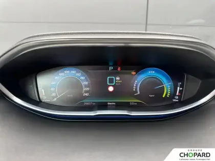 Photo 16 Peugeot 3008  Hybrid4 300 e-EAT8
