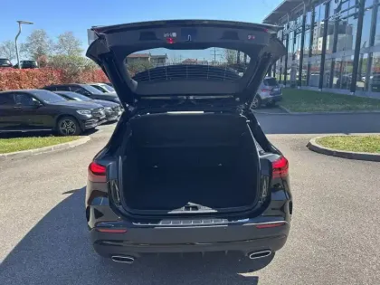 Photo 16 Mercedes GLA  200 7G-DCT