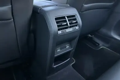 Photo 22 Peugeot 308  Hybrid 145 e-DCS6