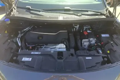 Photo 15 Peugeot 3008  Hybrid 225 e-EAT8