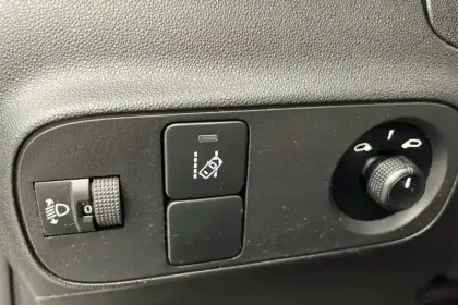 Photo 17 Citroën C3  PureTech 83 S&S BVM5