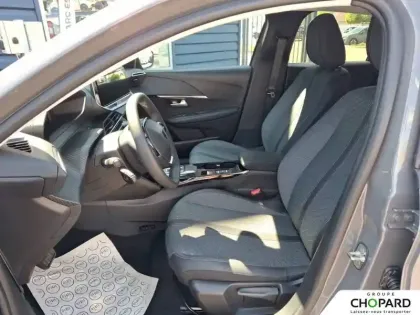Photo 8 Peugeot 208  Electrique 54 kWh 156ch