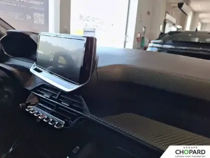 Photo 14 Peugeot 208  Electrique 54 kWh 156ch