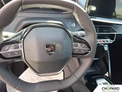 Photo 11 Peugeot 208  Electrique 54 kWh 156ch
