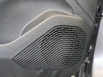 Photo 38 Renault Captur  Blue dCi 95