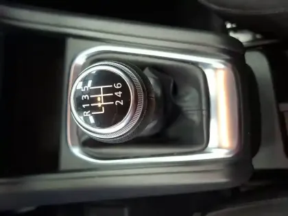 Photo 35 Renault Captur  Blue dCi 95