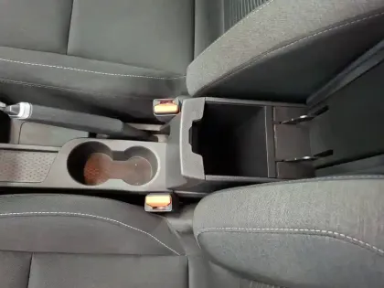 Photo 23 Renault Captur  Blue dCi 95