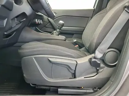 Photo 28 Renault Captur  Blue dCi 95