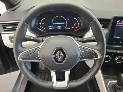 Photo 31 Renault Clio  E-Tech 140 - 21N