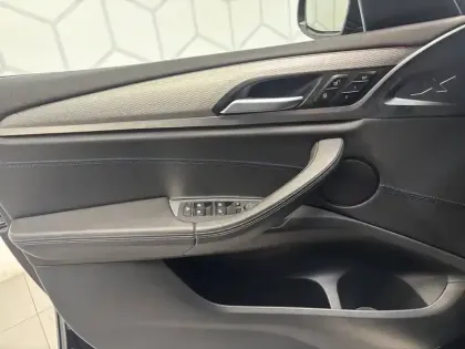 Photo 39 BMW X3  sDrive18d 150ch BVA8