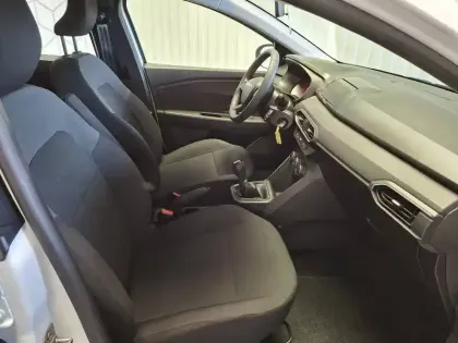 Photo 8 Dacia Sandero  SCe 65