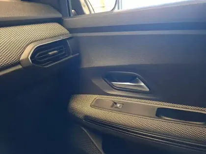 Photo 25 Dacia Jogger  ECO-G 100 7 places