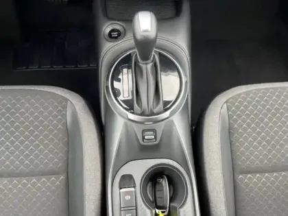 Photo 17 Nissan Juke  HYBRID 143